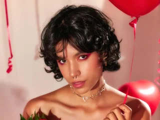 PrettyBlaze — cam show live