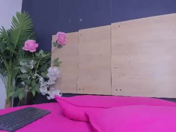 prisilarivas_ — cam show live