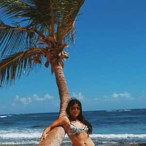 Queensass1 — cam show live