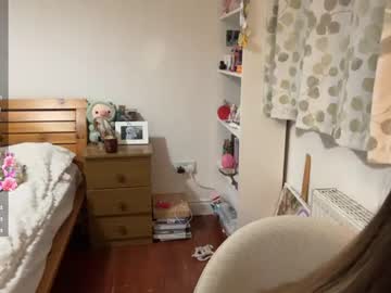 ravelyn — cam show live