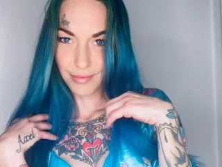 RavenRyderUK — cam show live