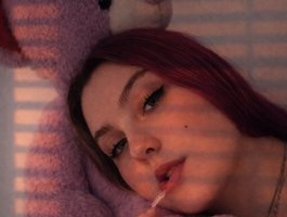 RebeFucksonn — cam show live