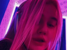 RedVelveten — cam show live