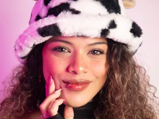 Riri_wilde — cam show live