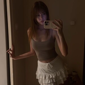 RoboSasha — cam show live