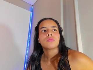 Roxy-Stone1 — cam show live
