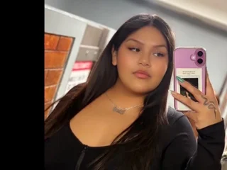 RoxyLuxeCruz — cam show live