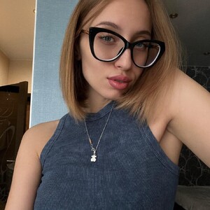 SaintAngie — cam show live