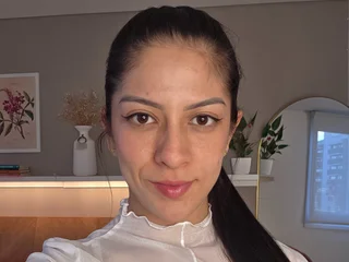 SarahRayy — cam show live