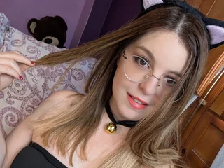 SaraKroftPlay — cam show live