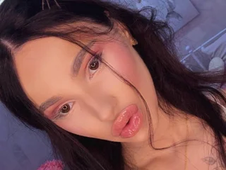 SaschaBloom — cam show live