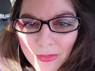 SassyBrnEyes1966 — cam show live