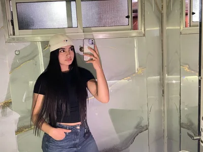 scarleth_zin — cam show live