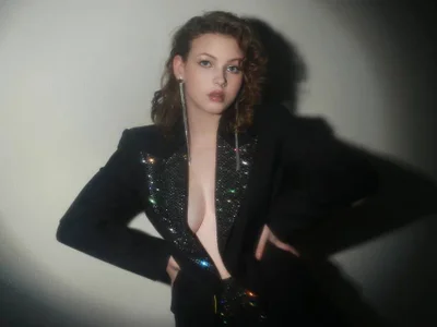 SilentHowl — cam show live