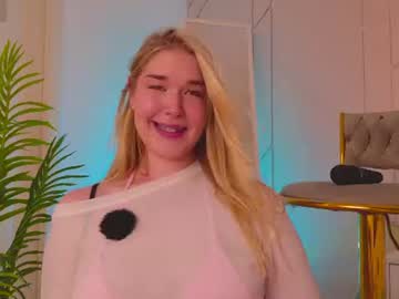 smiley_mia_ — cam show live