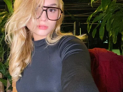 Sofi_glow — cam show live