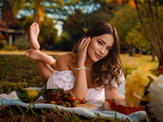SofiaBroks — cam show live