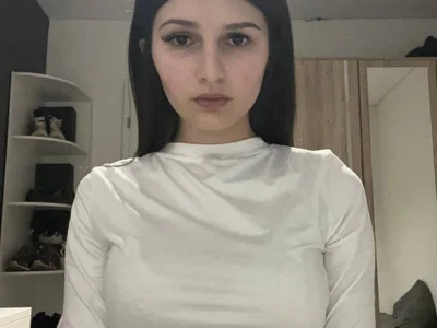 SpanishRooter — cam show live