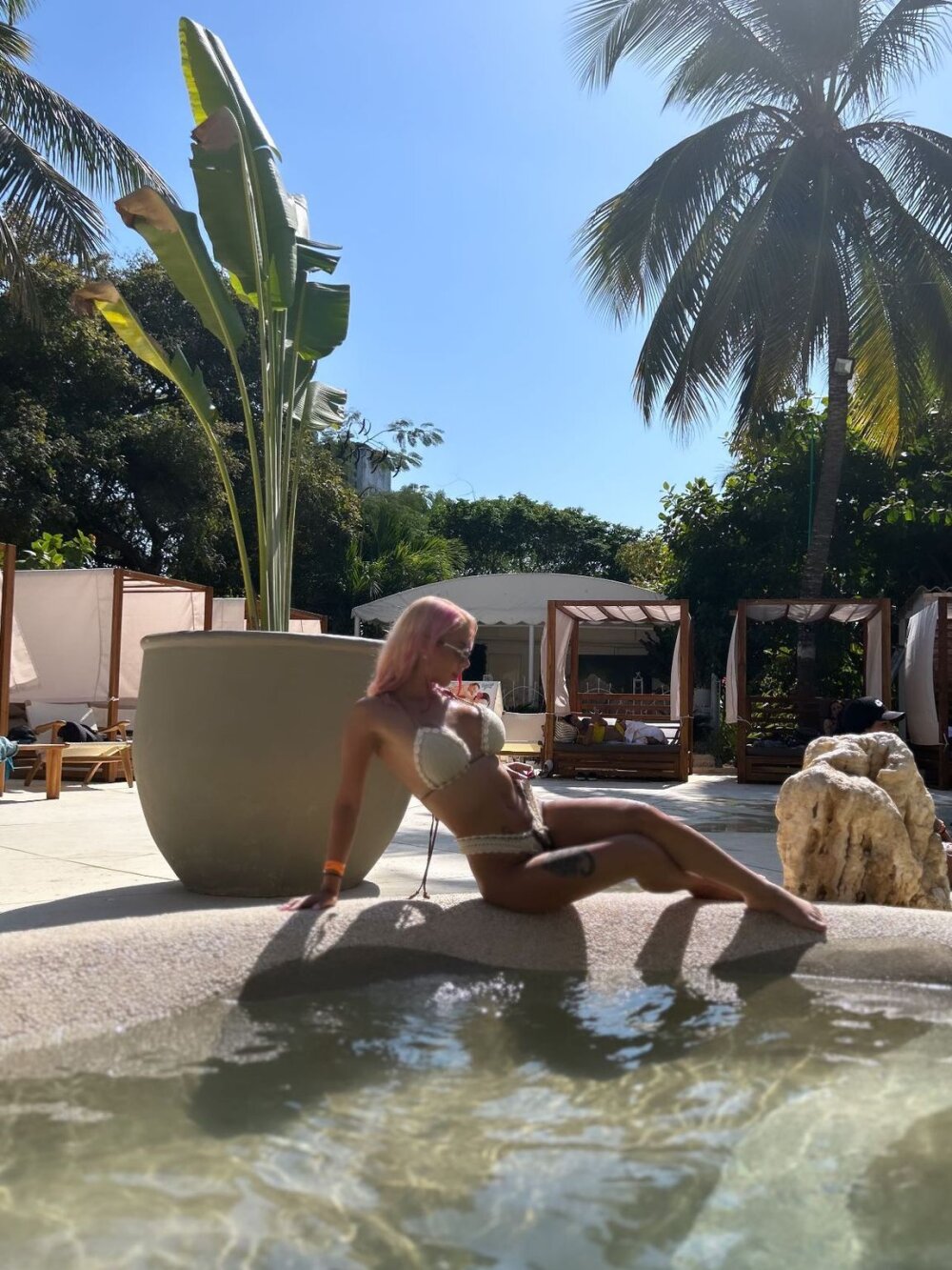 stephaniedj1 — cam show live