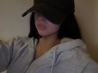 SweetScarletteUK — cam show live