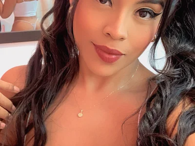 sweetsofia18 — cam show live