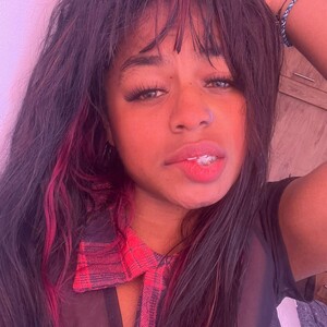 Taylor_fox — cam show live