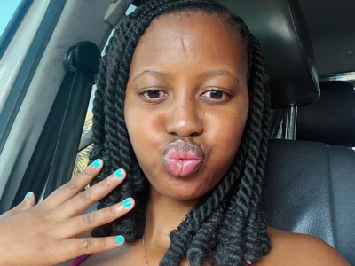 Thandiwe2003 — cam show live