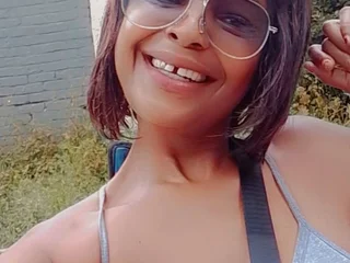 Thickbootykim — cam show live