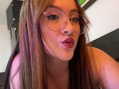 VALENORTIZ7 — cam show live