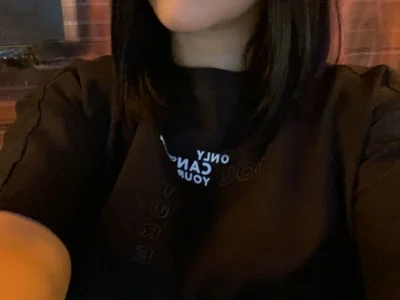 vaniaa95 — cam show live