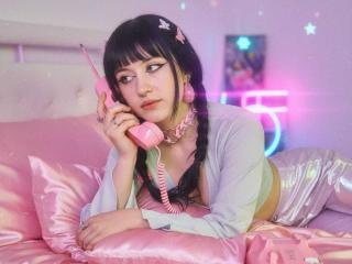 velmoon — cam show live