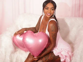 VenusMillan — cam show live