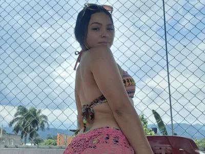 Veroo_Hotlips — cam show live