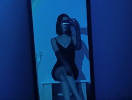 Sonyya- — cam show live