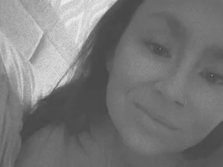 xxJustOneSmilexx — cam show live